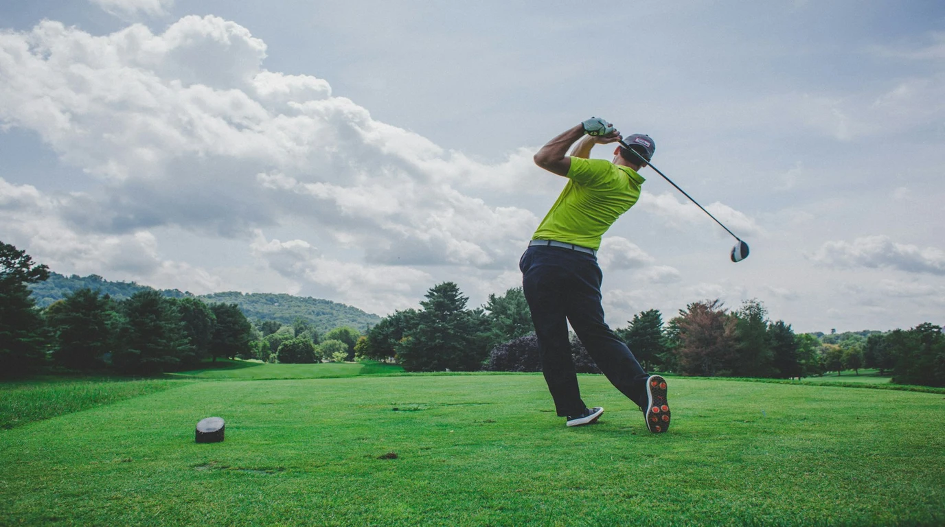 Golfové Palice: Complete 2026 Equipment & Performance Guide 18 Golfové Palice: Complete 2026 Equipment & Performance Guide (AI Generated Image)